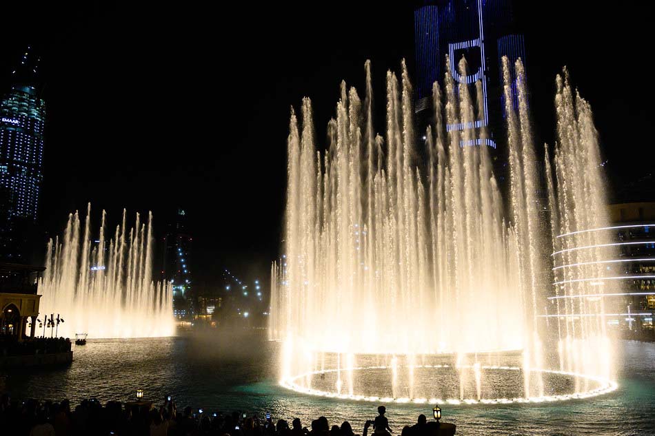 Dubai Fountain Show