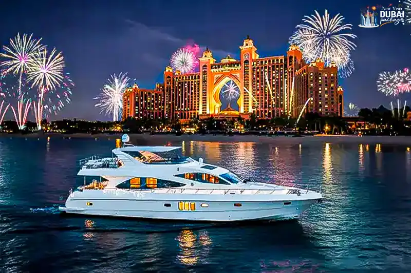 80 Ft luxury yacht for new year