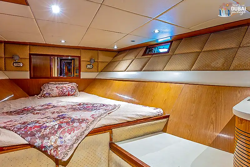 80 Ft luxury yacht tickets