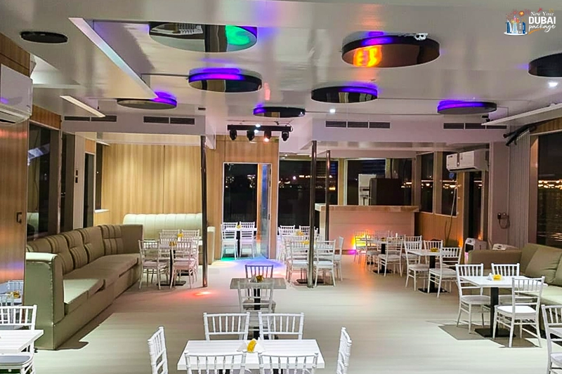 inside view of creek elite yacht